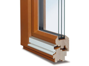 Wärmeschutzfenster mit Dreifach-Verglasung